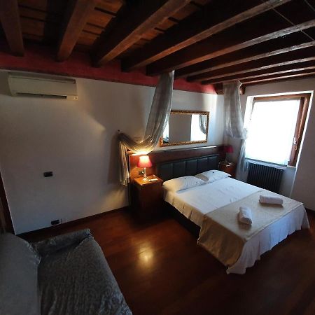 Mi Casa Es Tambien Tu Casa Vips Hotel Verona Kültér fotó
