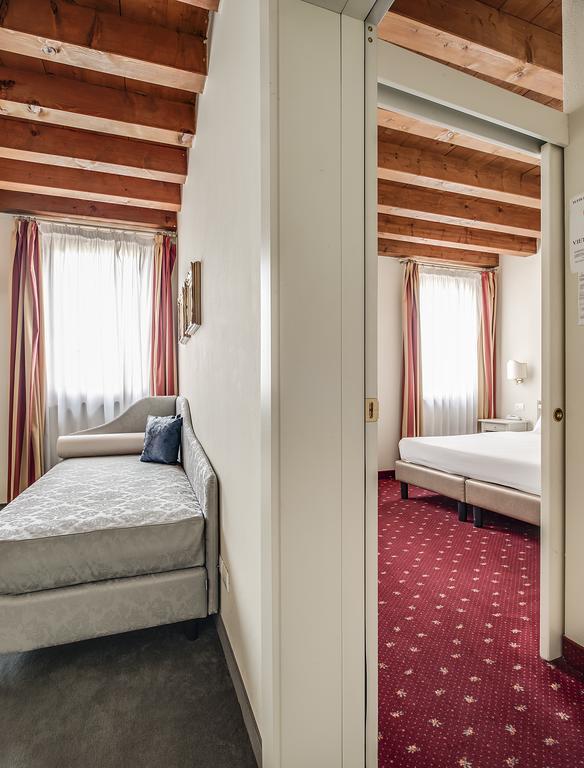 Mi Casa Es Tambien Tu Casa Vips Hotel Verona Szoba fotó