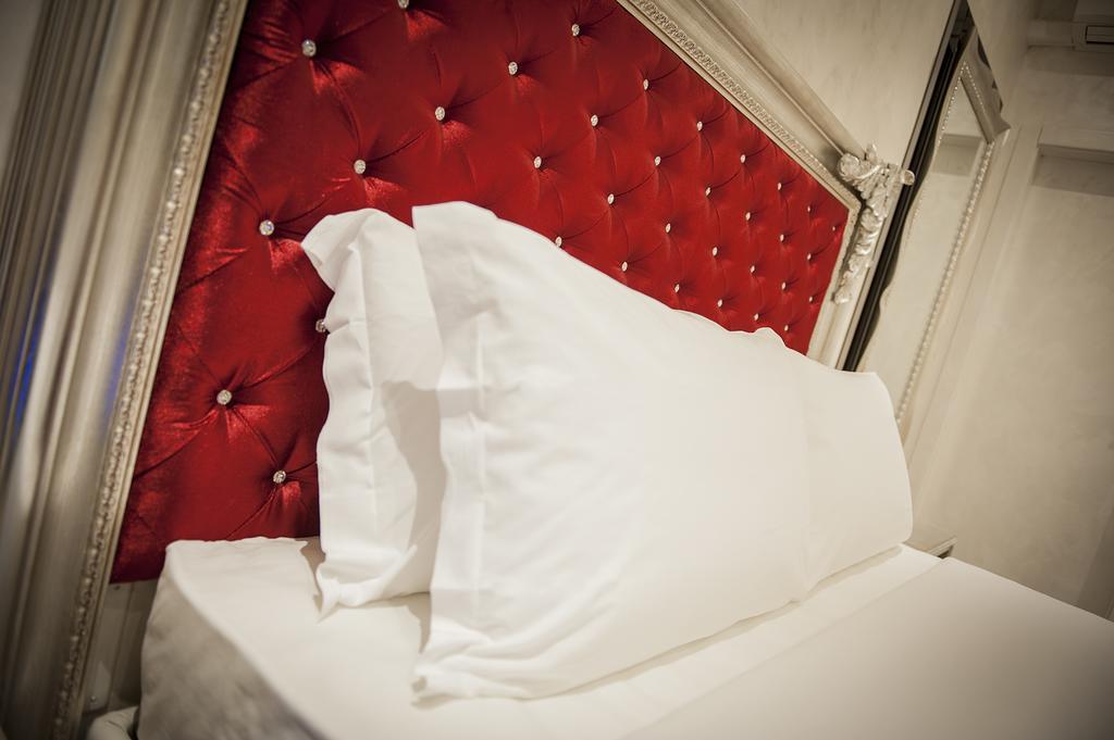 Mi Casa Es Tambien Tu Casa Vips Hotel Verona Szoba fotó