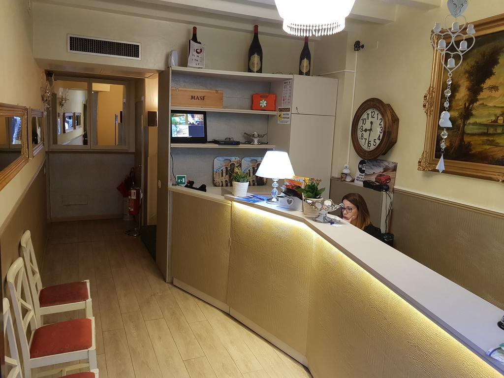 Mi Casa Es Tambien Tu Casa Vips Hotel Verona Kültér fotó