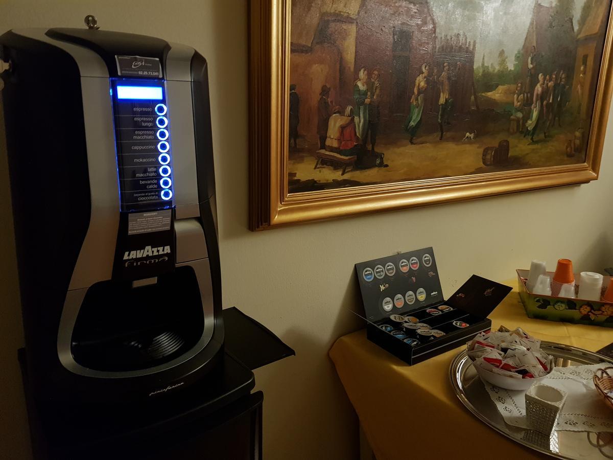 Mi Casa Es Tambien Tu Casa Vips Hotel Verona Kültér fotó