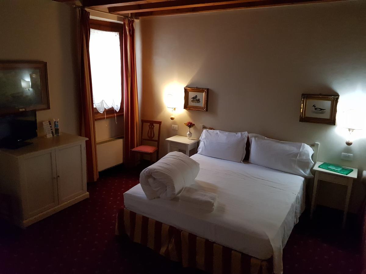 Mi Casa Es Tambien Tu Casa Vips Hotel Verona Kültér fotó