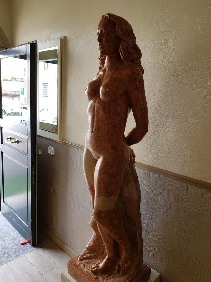 Mi Casa Es Tambien Tu Casa Vips Hotel Verona Kültér fotó
