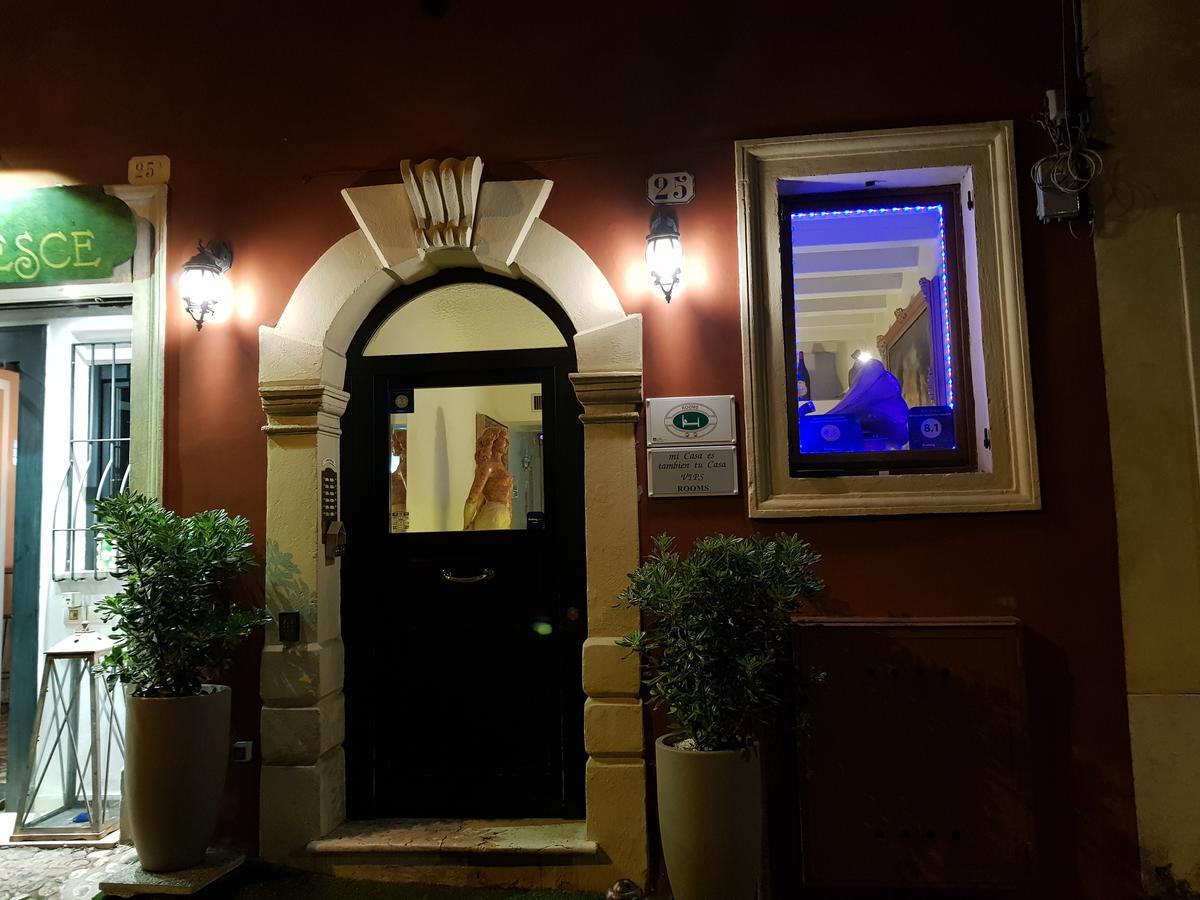 Mi Casa Es Tambien Tu Casa Vips Hotel Verona Kültér fotó