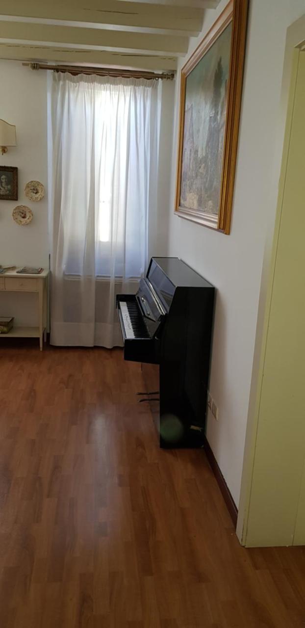 Mi Casa Es Tambien Tu Casa Vips Hotel Verona Kültér fotó