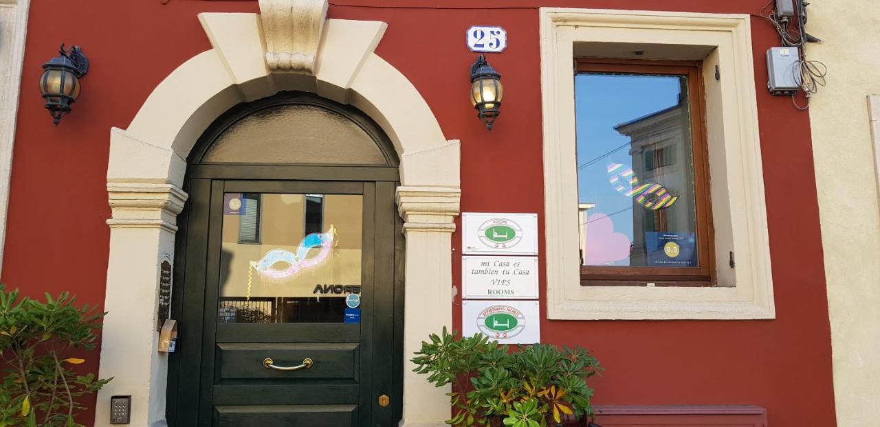 Mi Casa Es Tambien Tu Casa Vips Hotel Verona Kültér fotó