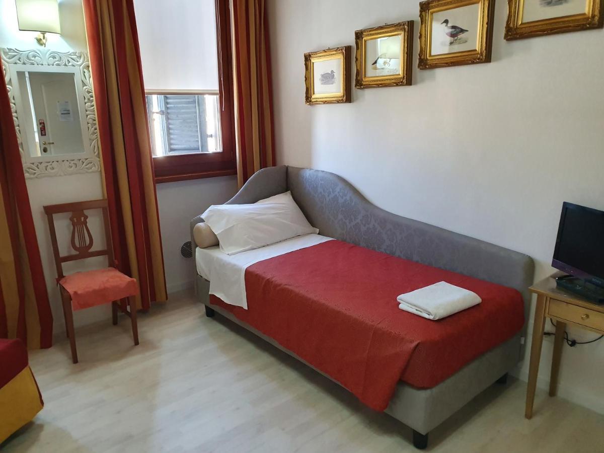 Mi Casa Es Tambien Tu Casa Vips Hotel Verona Kültér fotó