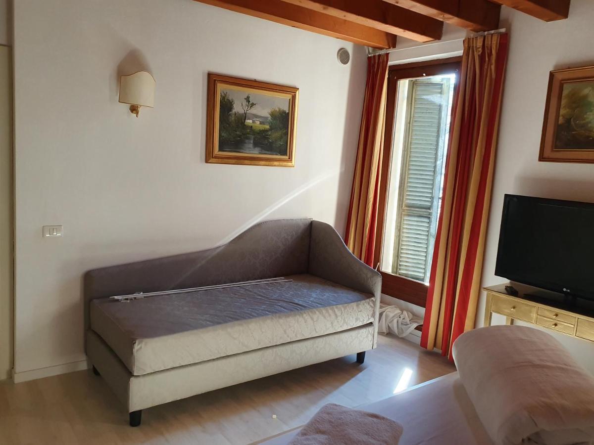 Mi Casa Es Tambien Tu Casa Vips Hotel Verona Kültér fotó